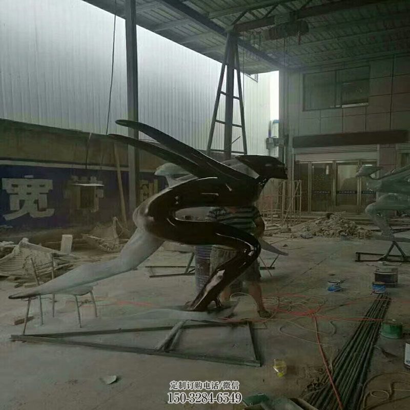 滑雪雕塑底座制作
